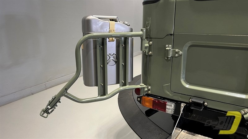 1983 Toyota Land Cruiser FJ45 Troopy