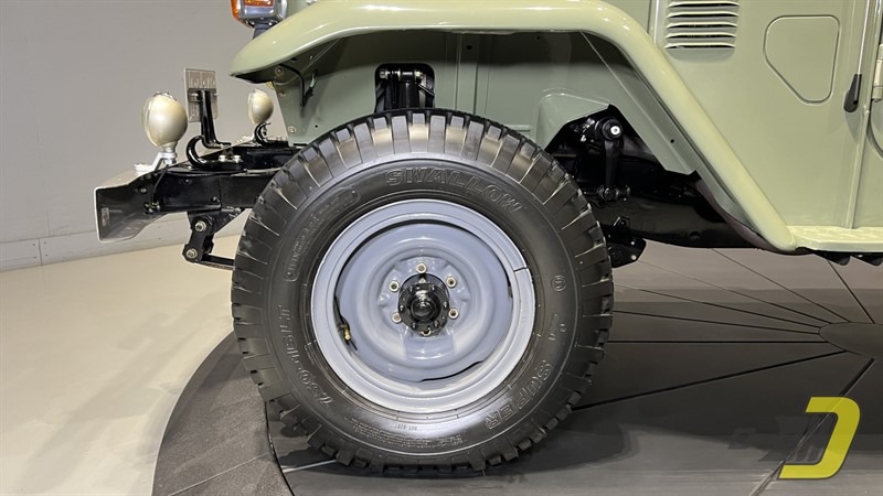 1983 Toyota Land Cruiser FJ45 Troopy