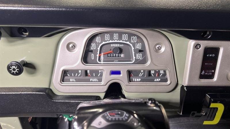 1983 Toyota Land Cruiser FJ45 Troopy