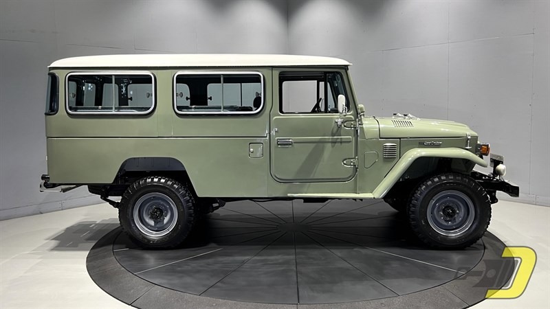 1983 Toyota Land Cruiser FJ45 Troopy