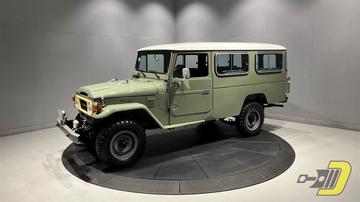 Toyota Land Cruiser
