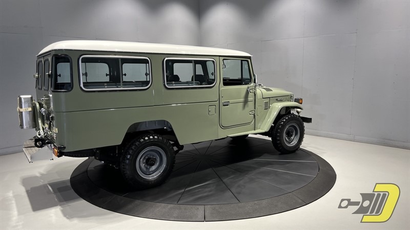 1983 Toyota Land Cruiser FJ45 Troopy