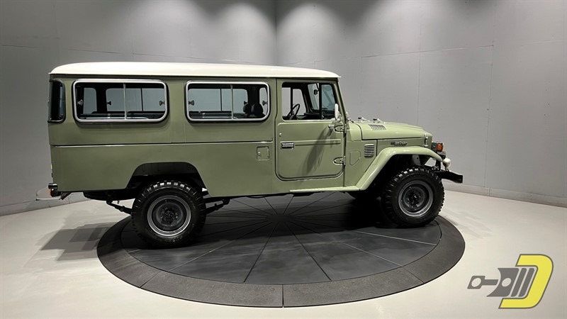 1983 Toyota Land Cruiser FJ45 Troopy