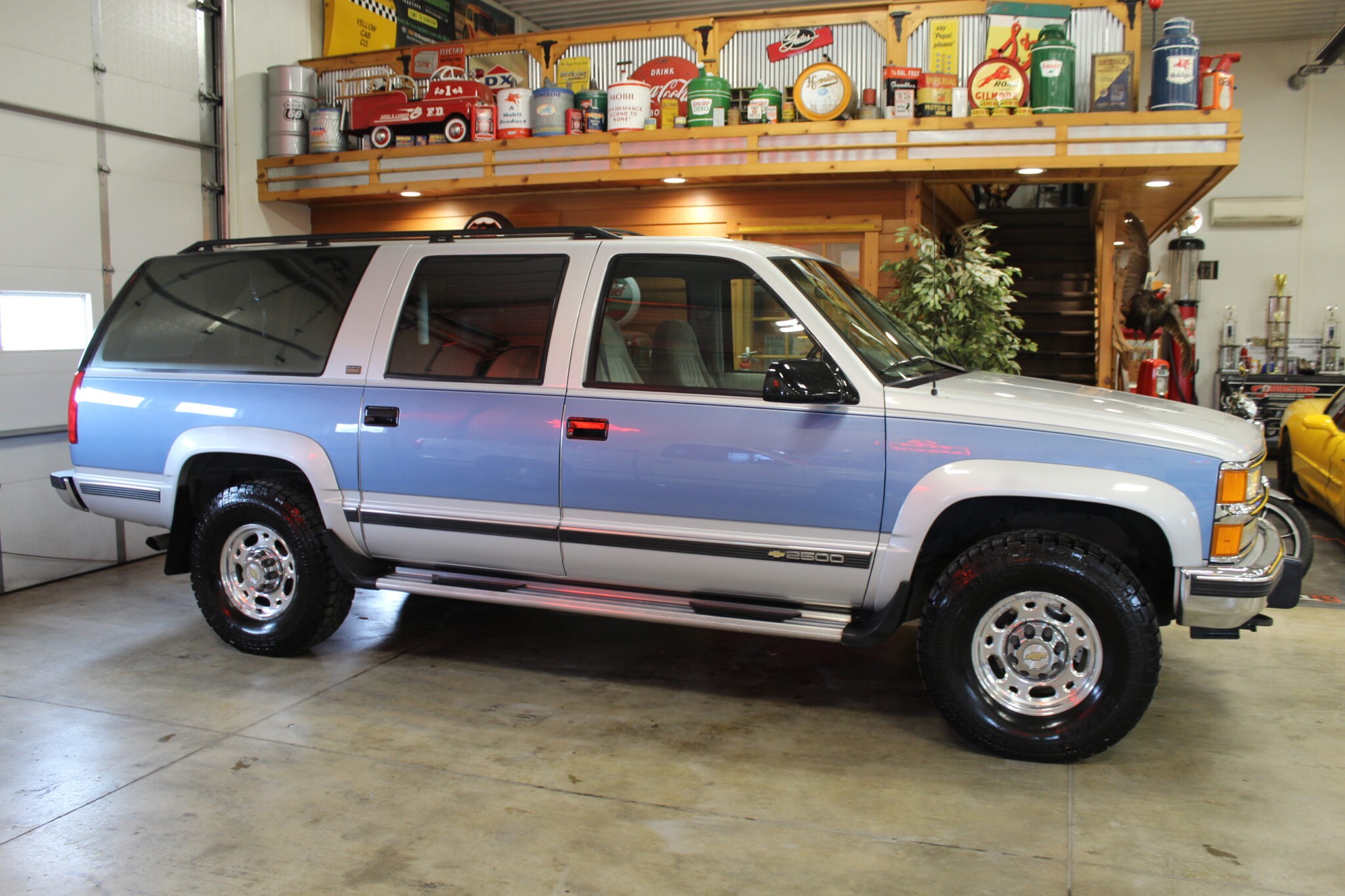 1994 Chevy Suburban 2500 4×4