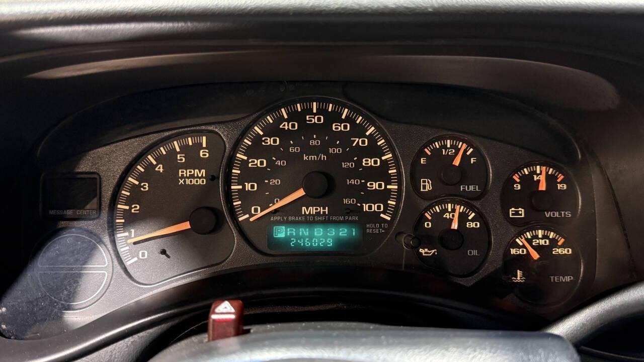 2002 Chevrolet Avalanche 1500 - 3