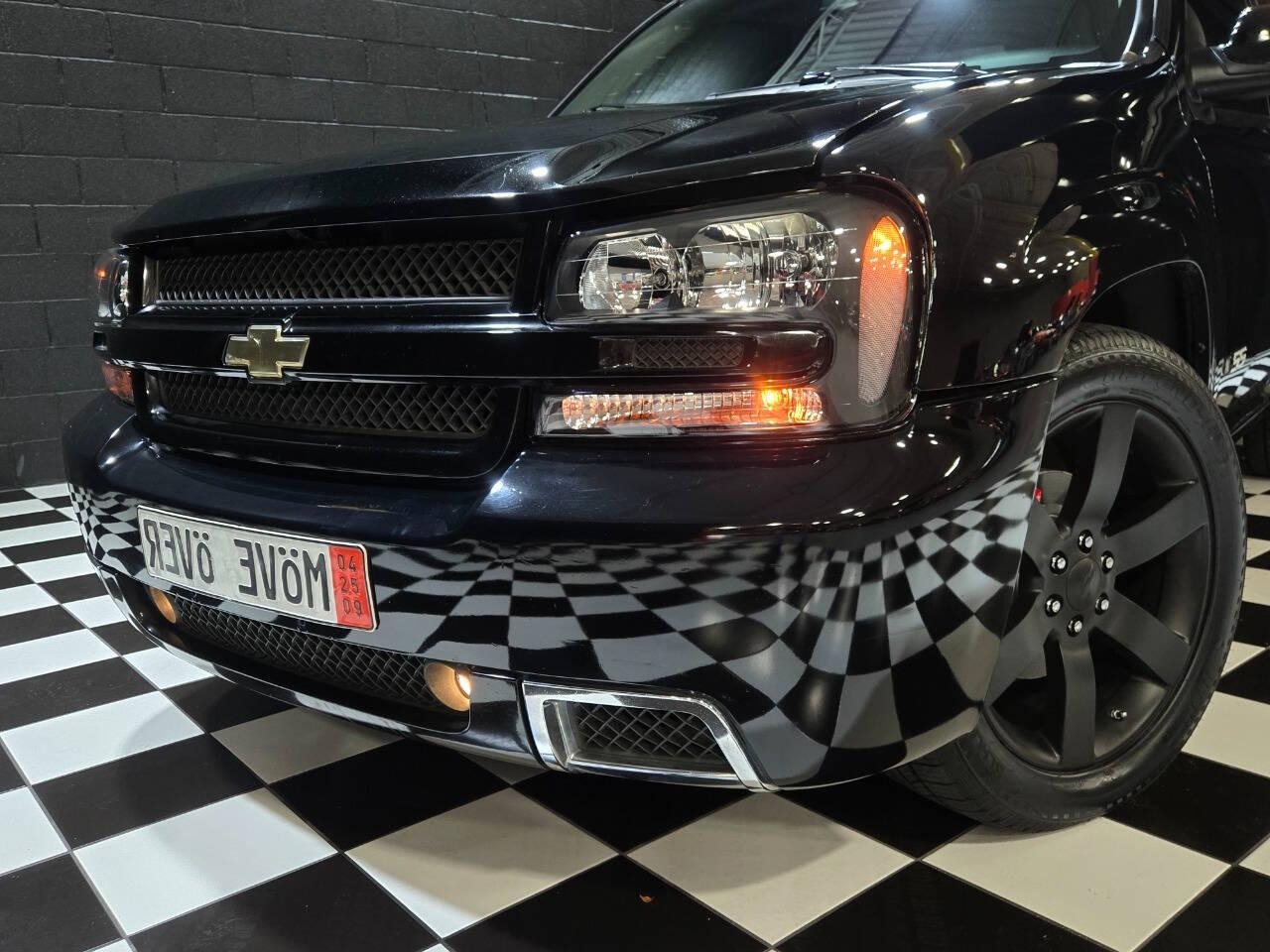 2007 Chevrolet TrailBlazer SS - 3