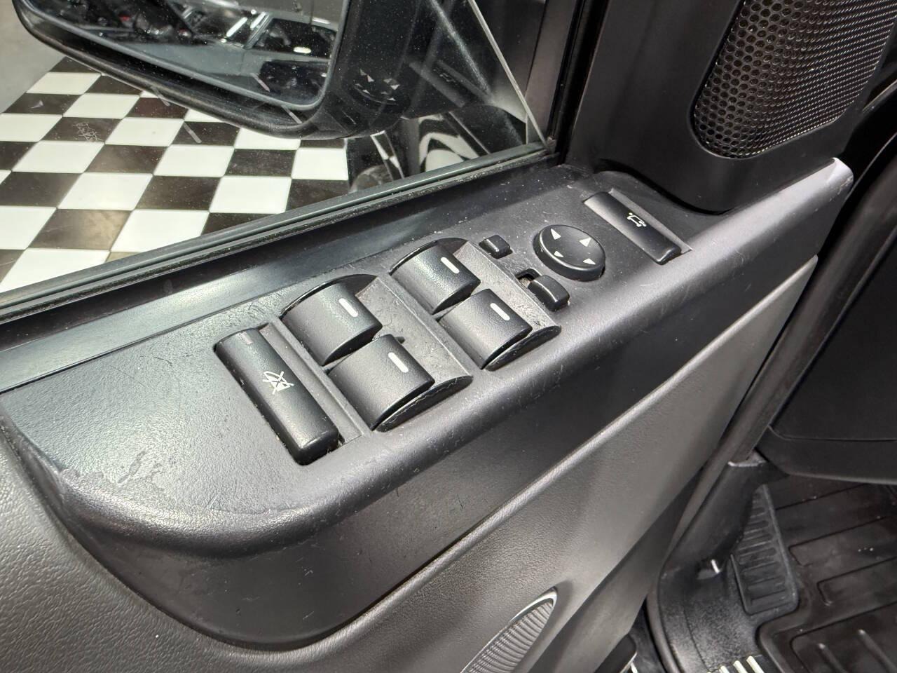 2005 Land Rover Range Rover HSE