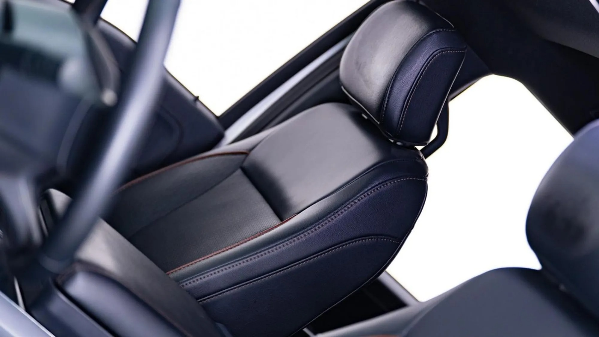 2025 Ford F-150 Lariat Titanline