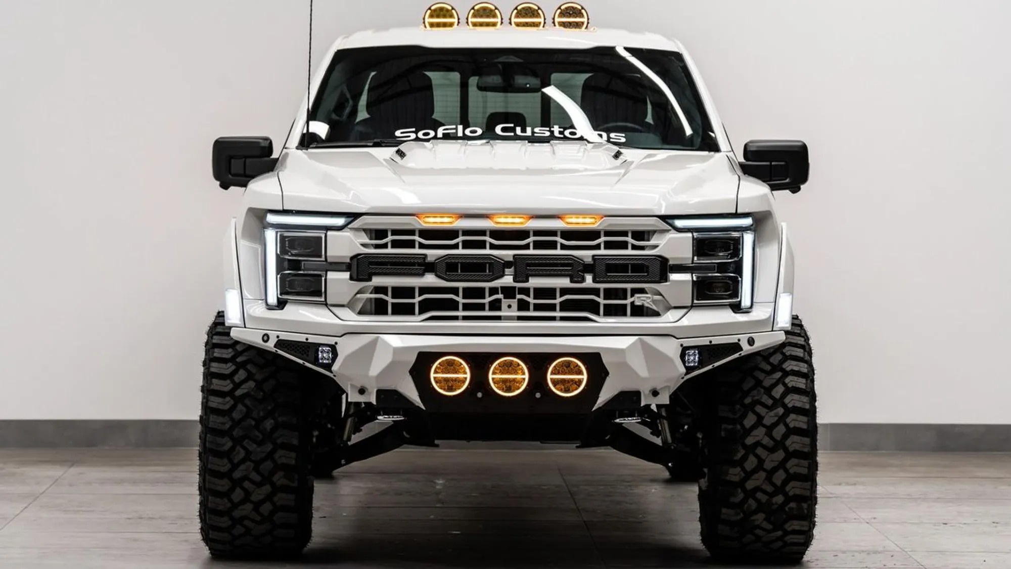 2025 Ford F-150 Lariat Titanline