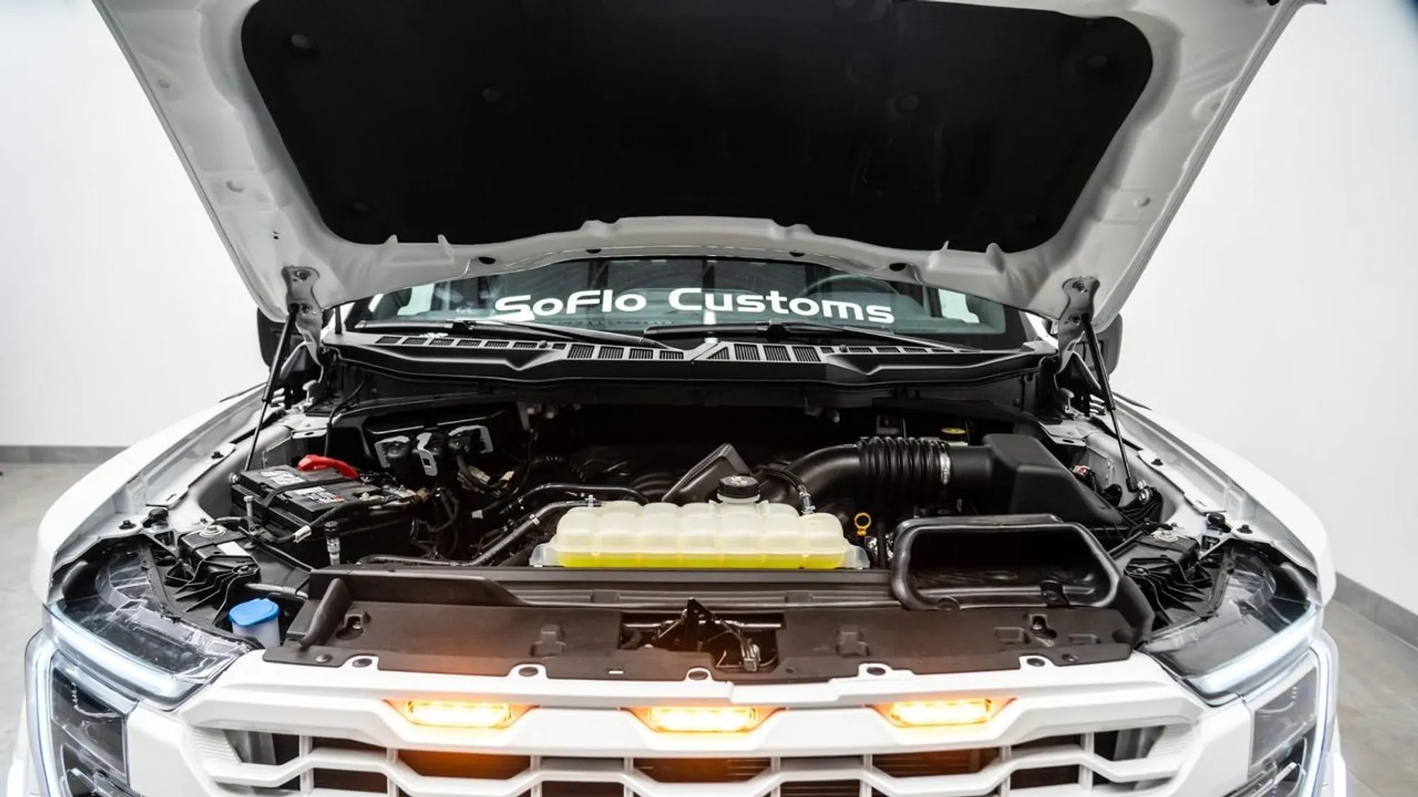 2025 Ford F-150 Lariat Titanline