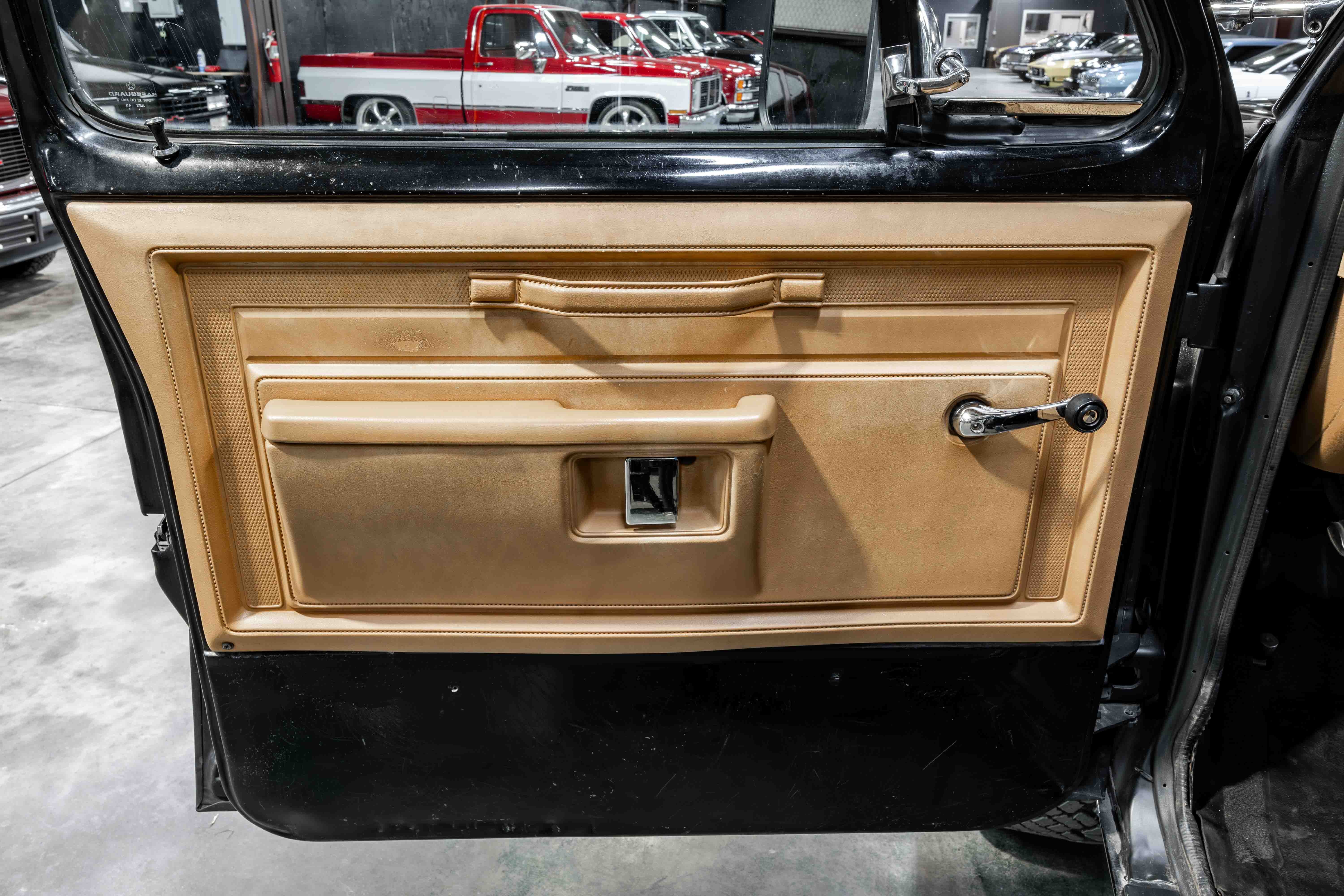 43k-Mile 1985 Dodge Ramcharger