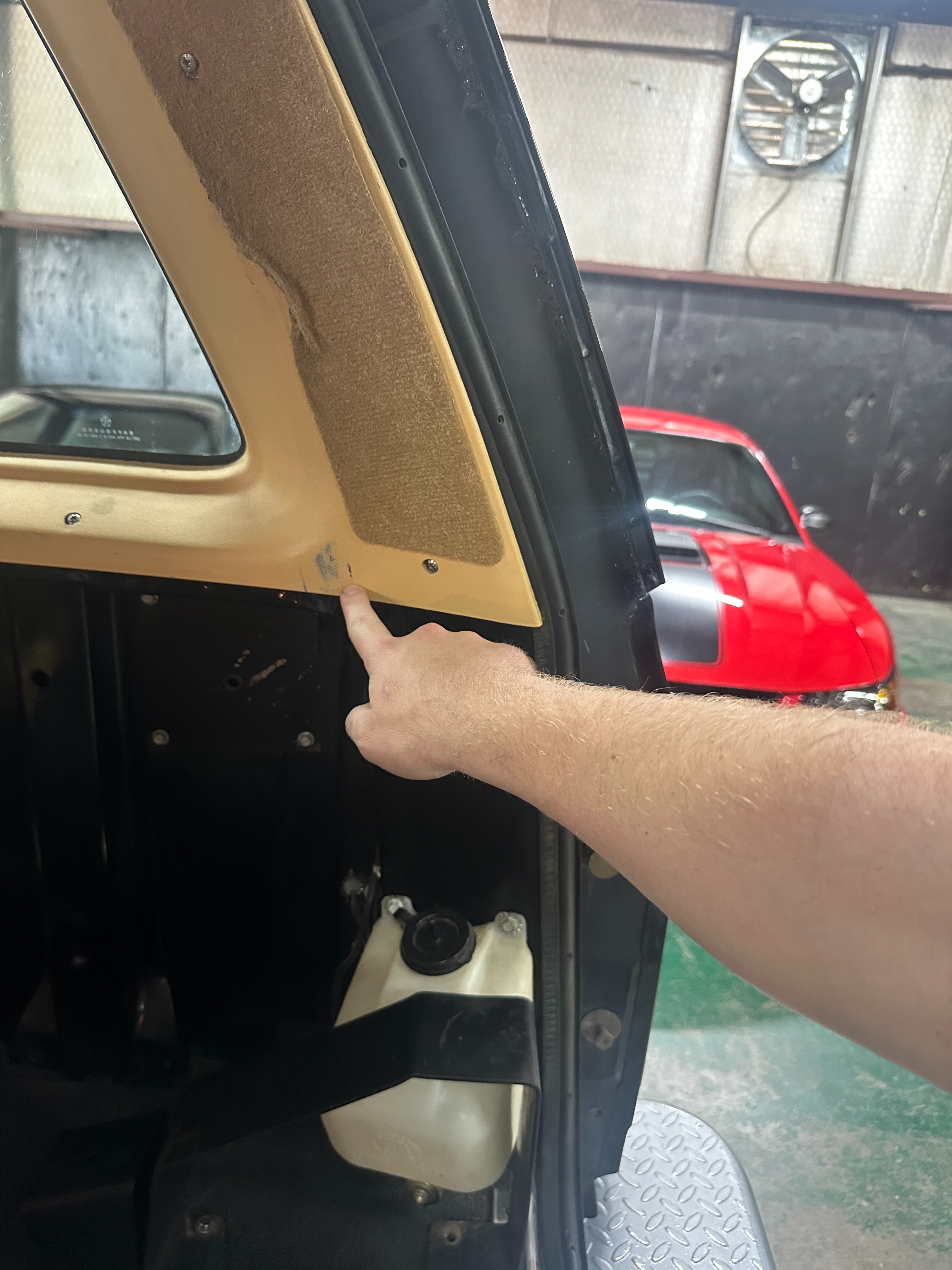 43k-Mile 1985 Dodge Ramcharger