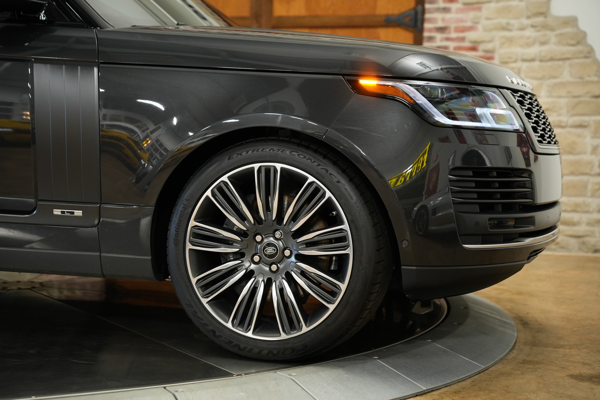 2021 Land Rover Range Rover Autobiography