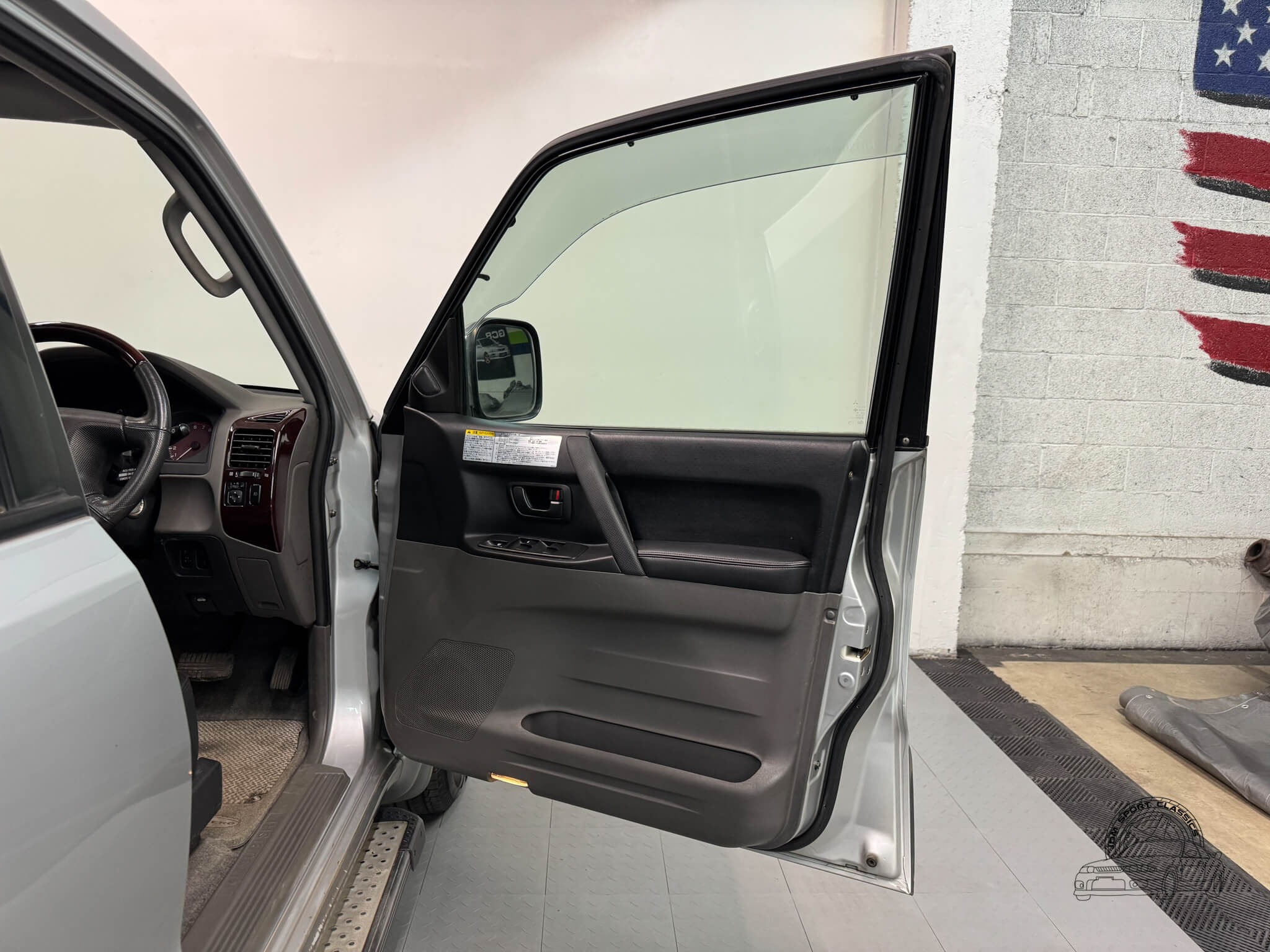 2000 Mitsubishi Pajero Super Exceed GDI