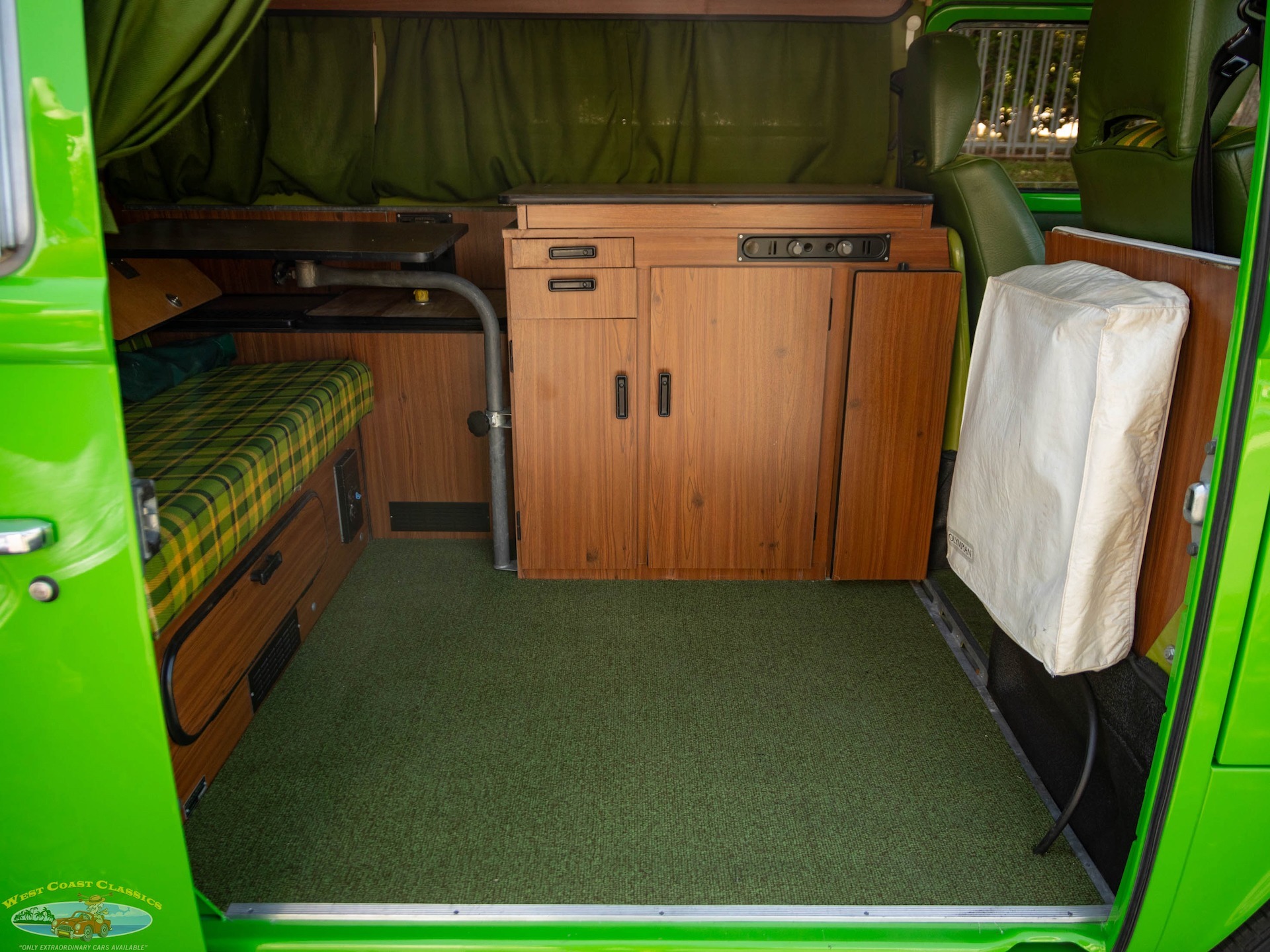 1977 Volkswagen Vanagon Westfalia