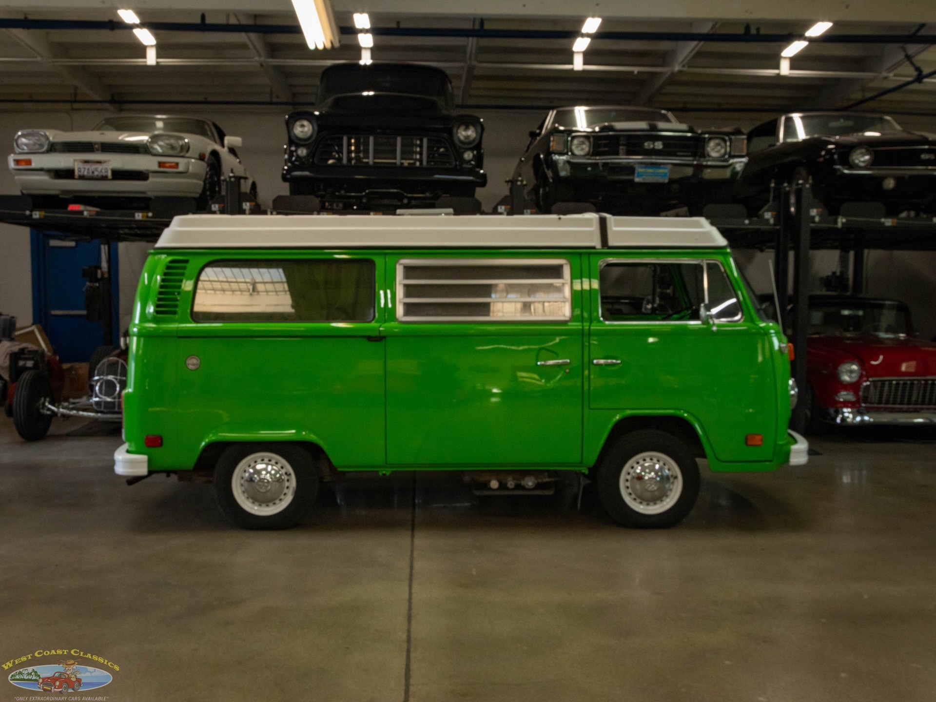 1977 Volkswagen Vanagon Westfalia - 3