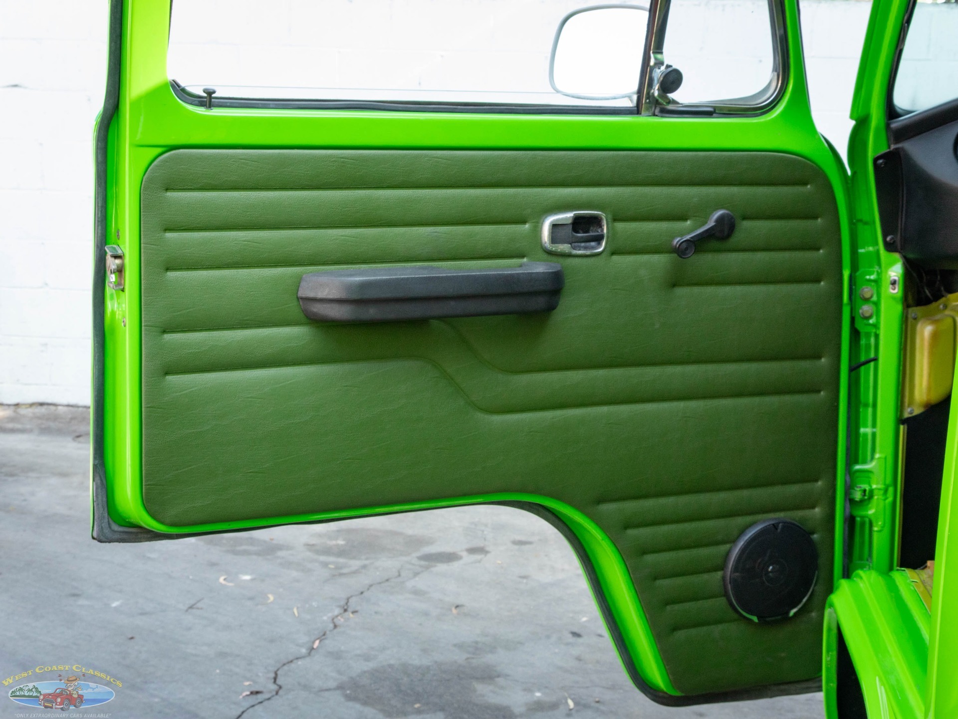 1977 Volkswagen Vanagon Westfalia