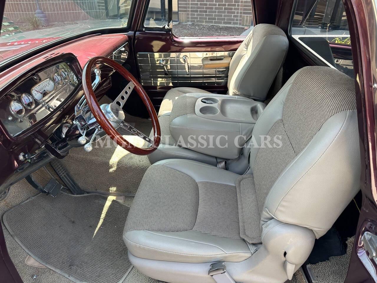 1963 Dodge D100 Restomod