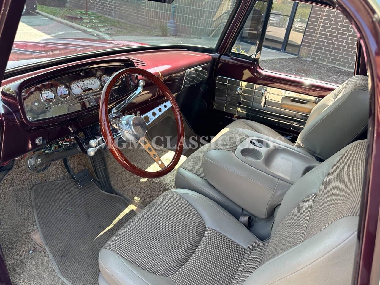 1963 Dodge D100 Restomod - 2