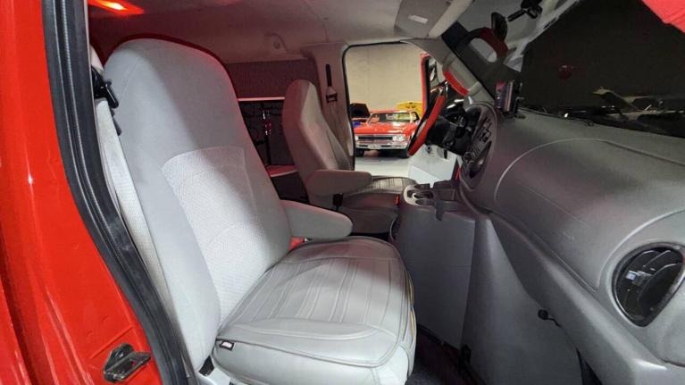 Modified 2006 Ford E-350