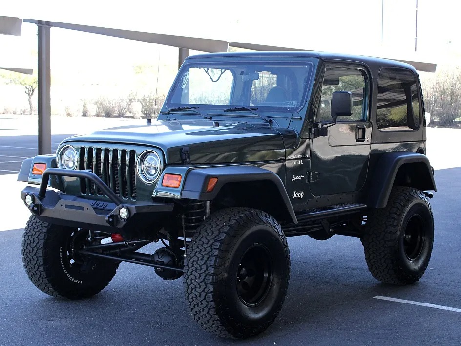 1998 Jeep Wrangler Sahara - 4