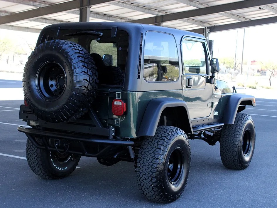 1998 Jeep Wrangler Sahara