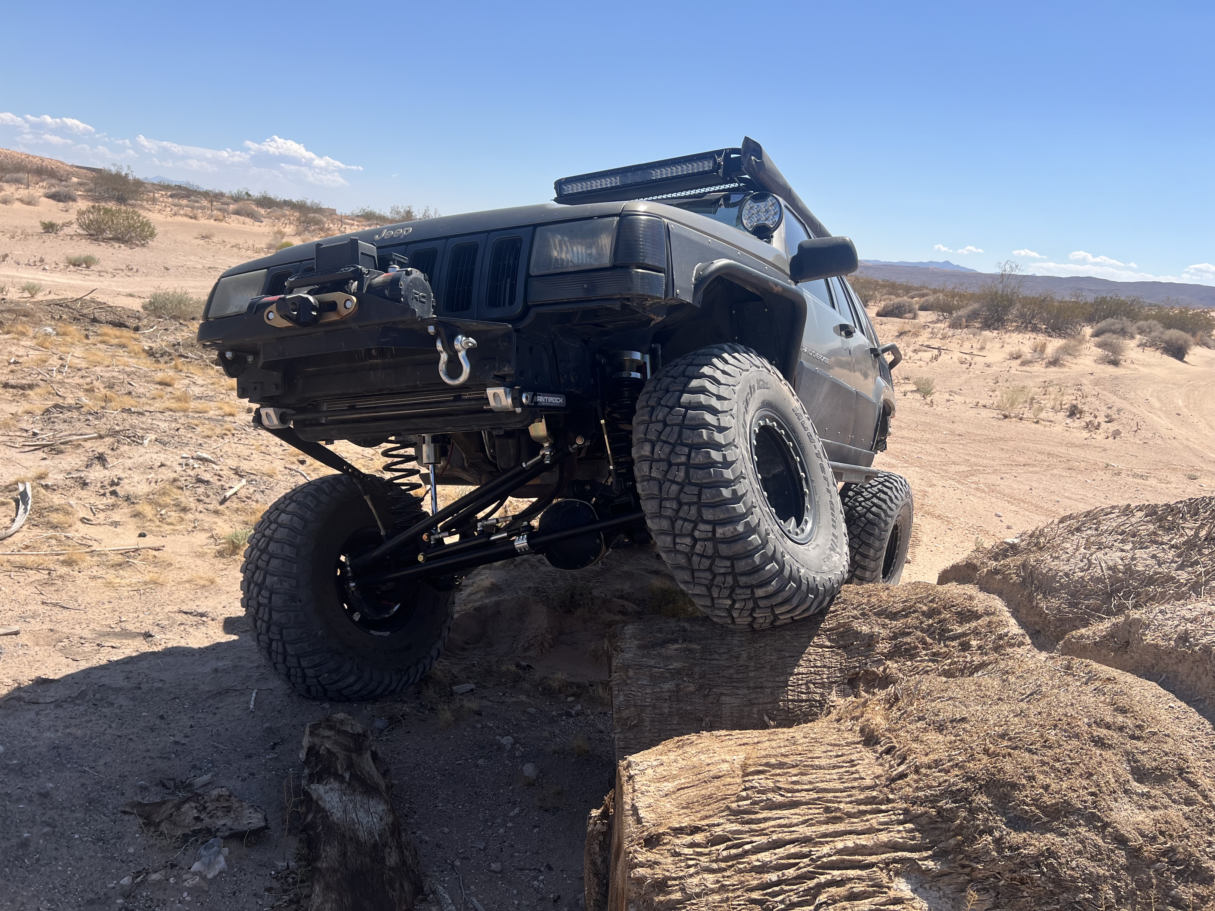 Heavily-Modified 1997 Jeep Grand Cherokee - 4