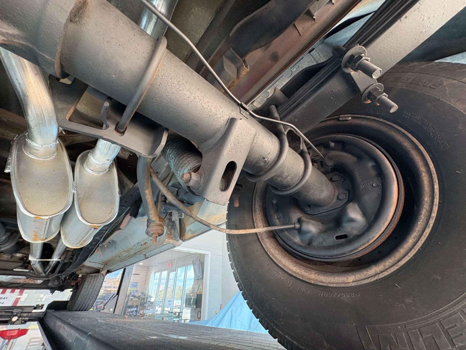 1991 Ford F-150 Lariat