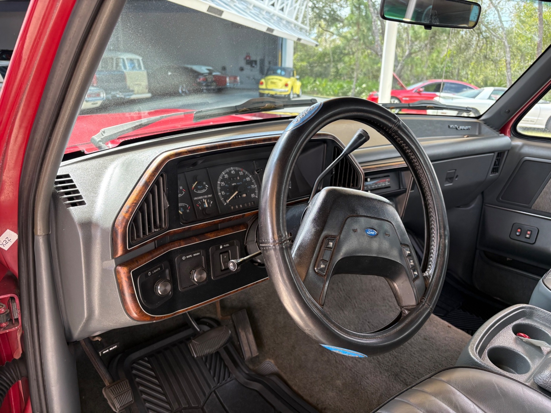 1991 Ford F-150 Lariat