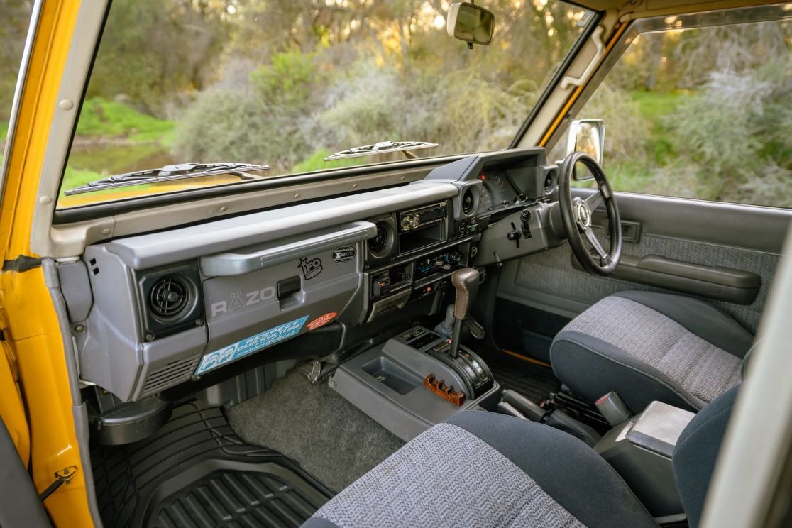 1993 Toyota Land Cruiser ZX