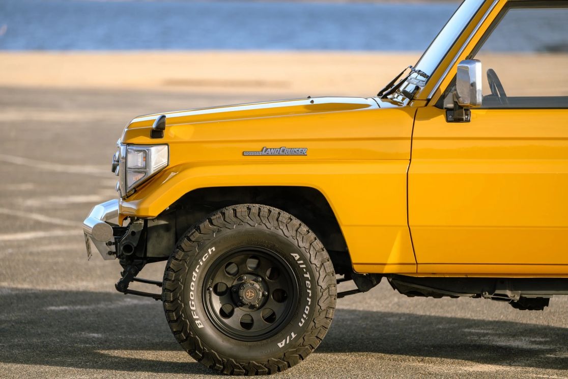 1993 Toyota Land Cruiser ZX