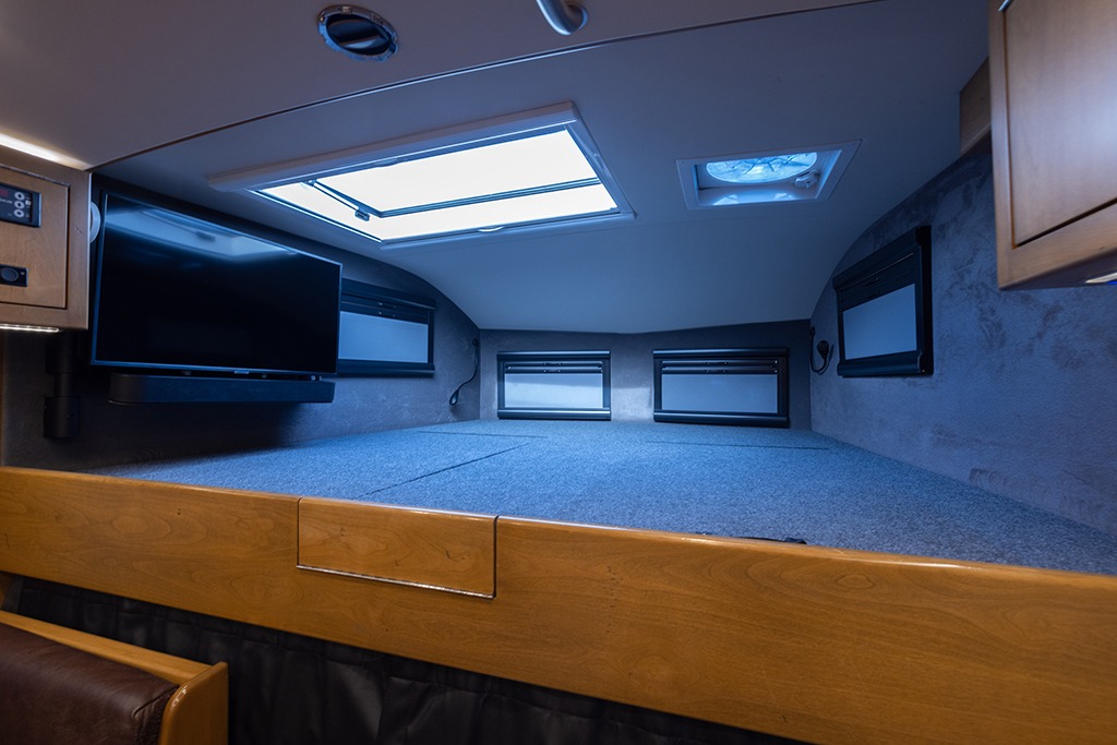 2022 EarthRoamer XV-LTi 073