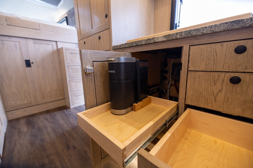 2023 EarthRoamer XV-SX-009