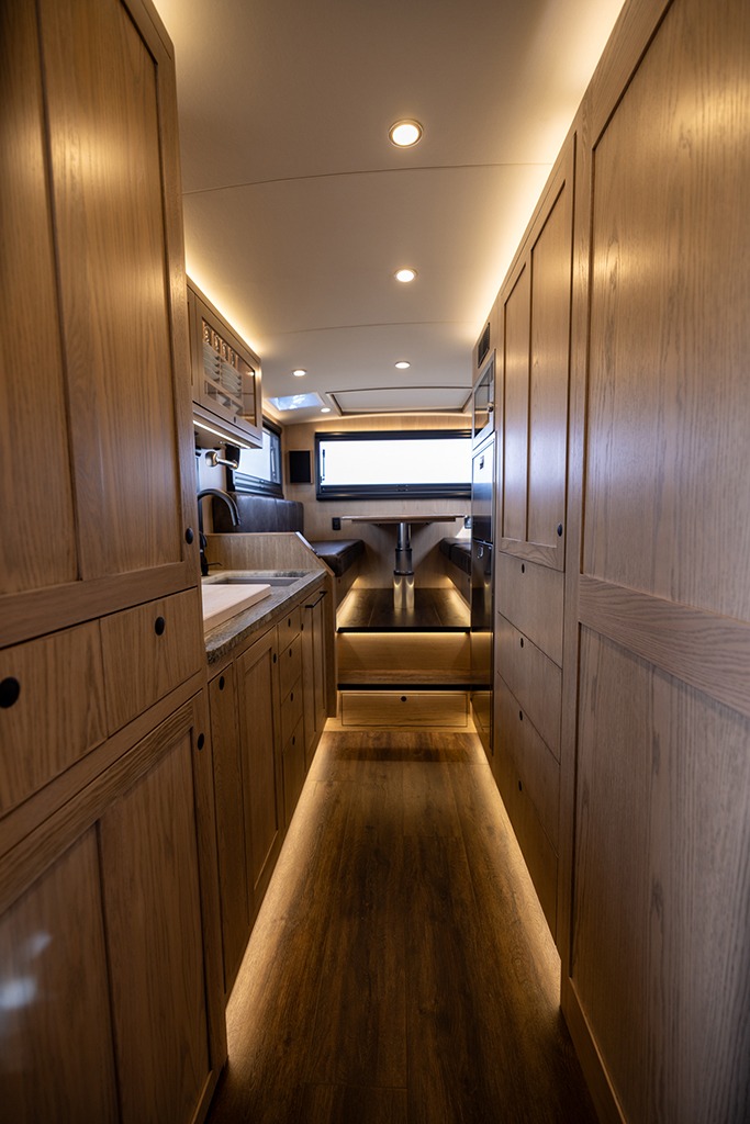 2023 EarthRoamer XV-SX-009