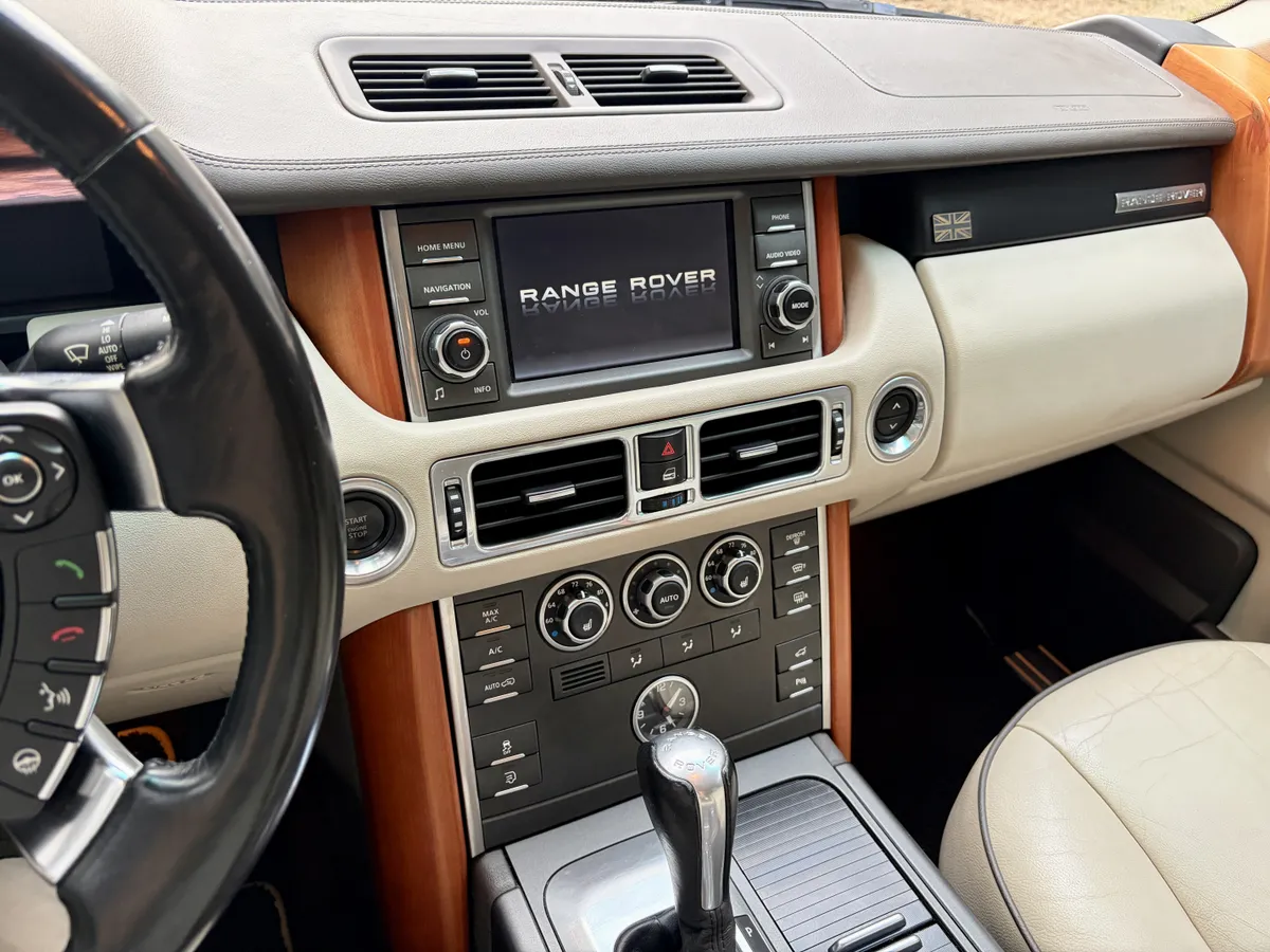 2011 Land Rover Range Rover HSE L322