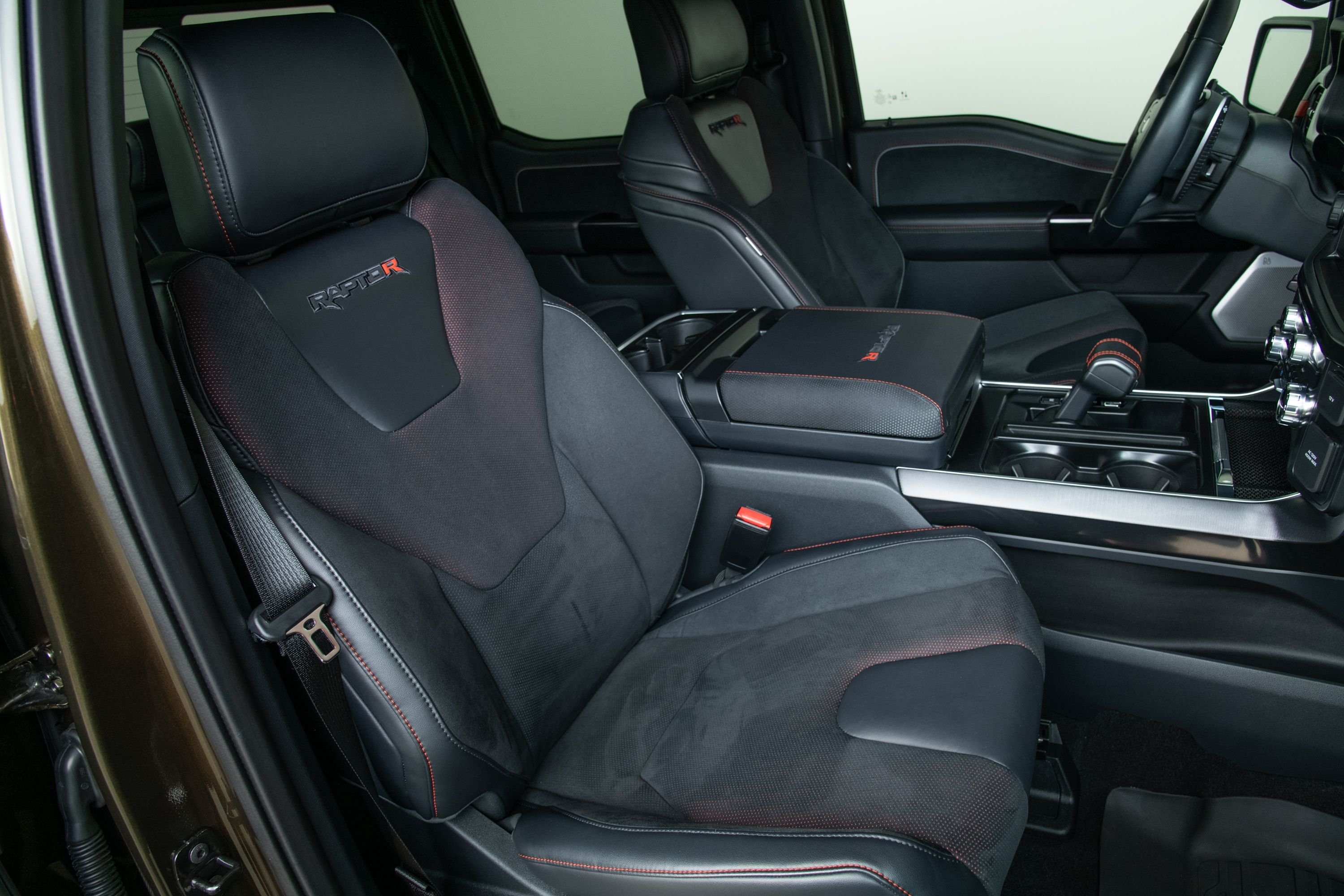 2025 Ford F-150 Raptor R