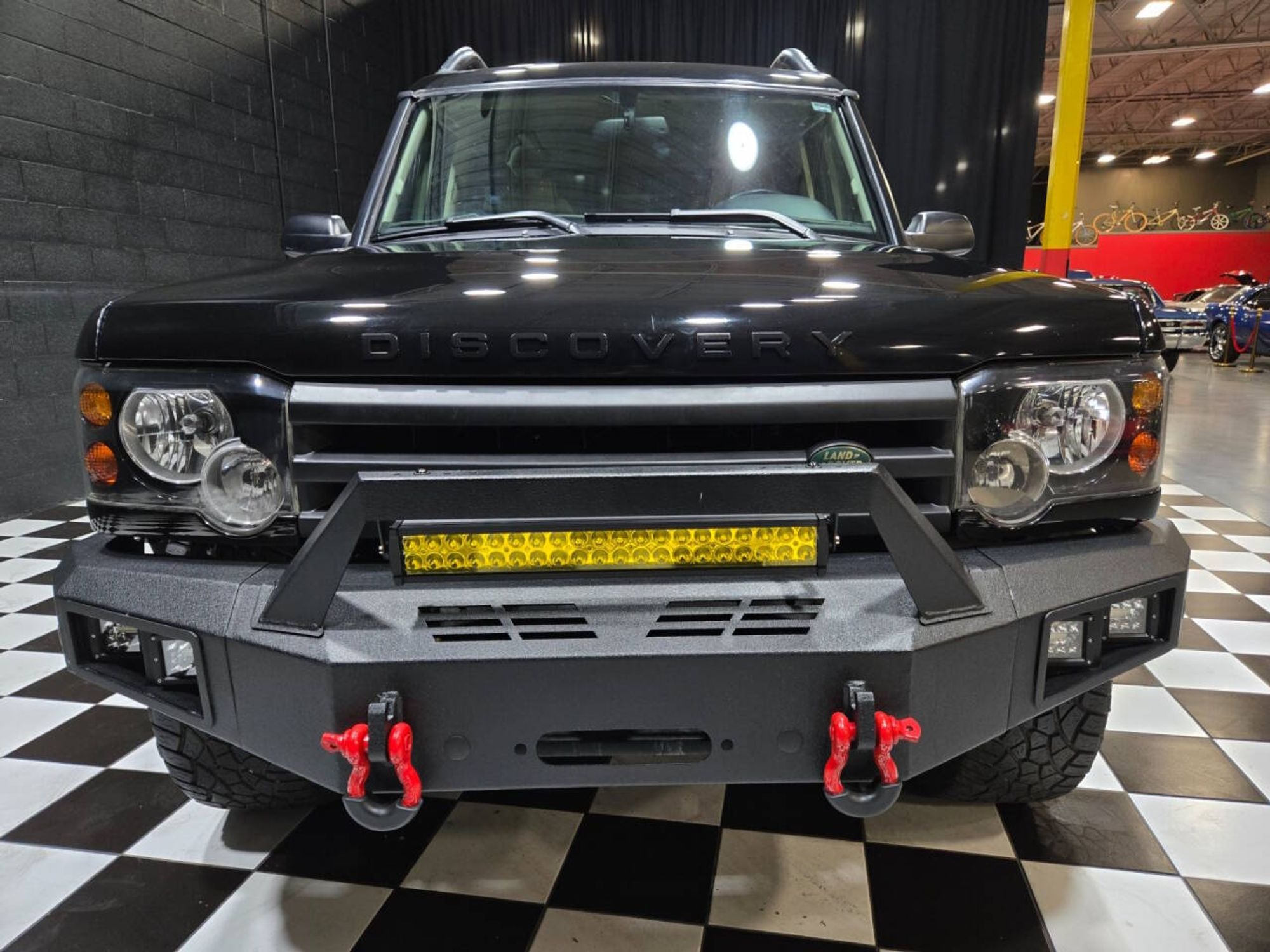 2004 Land Rover Discovery - 3