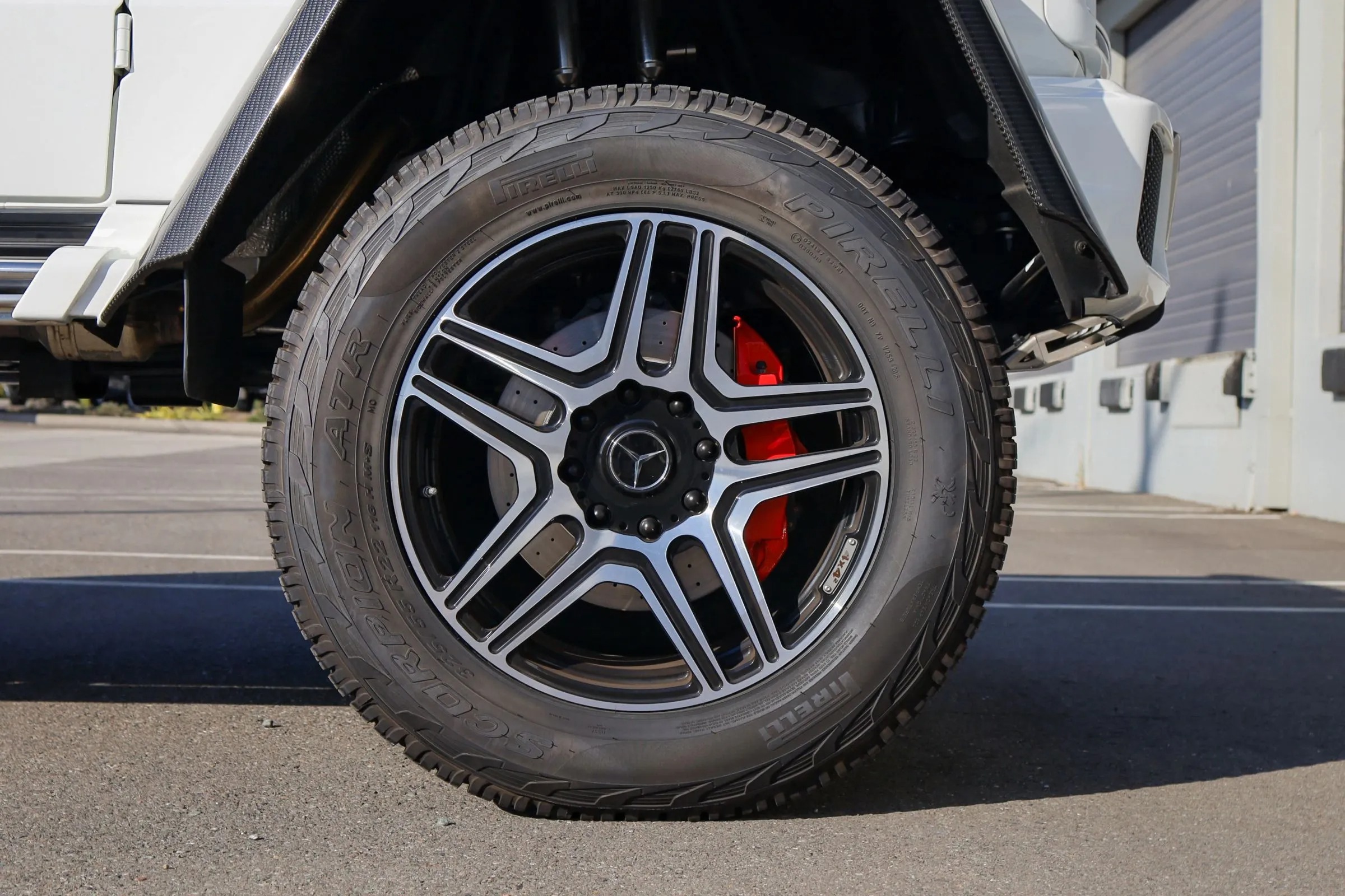 2017 Mercedes-Benz G550 4X4²