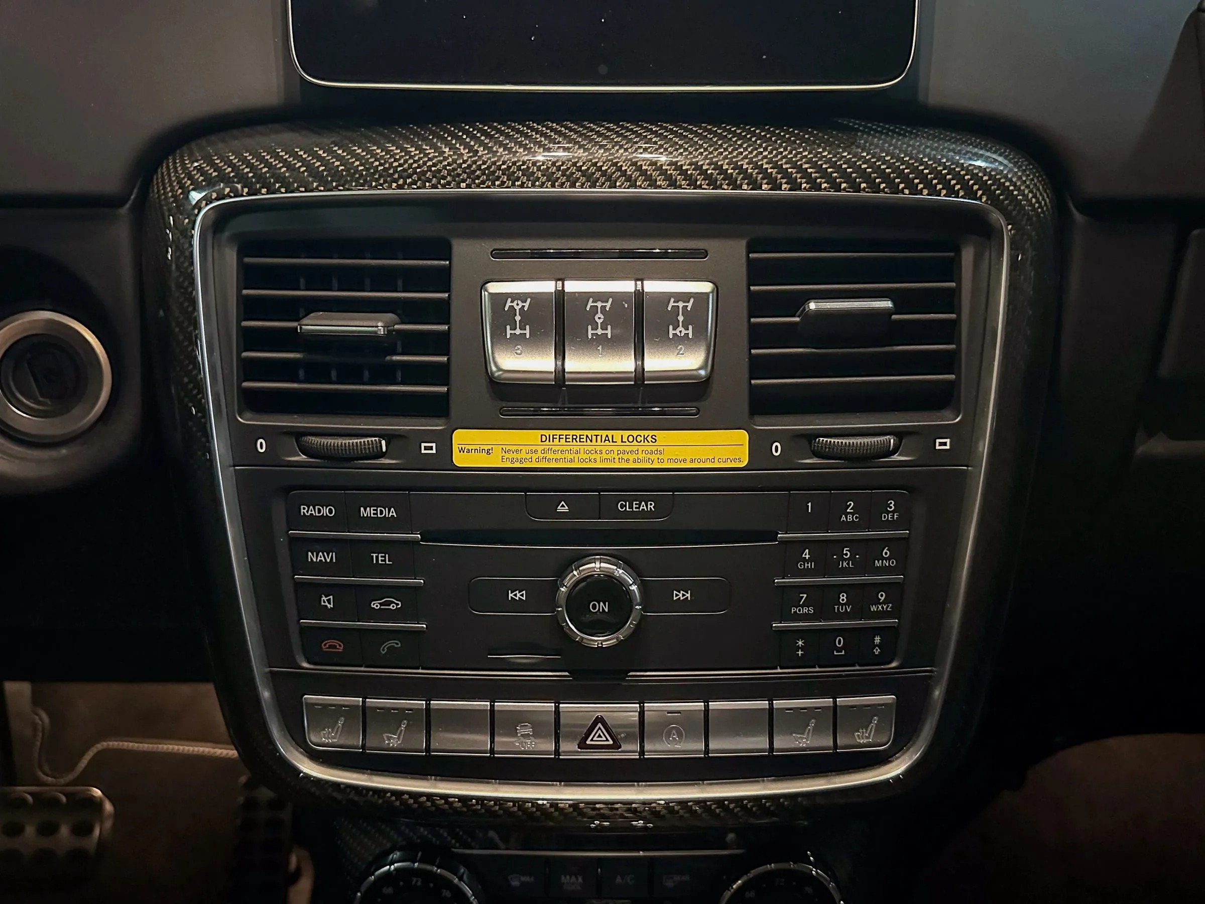 2017 Mercedes-Benz G550 4X4²