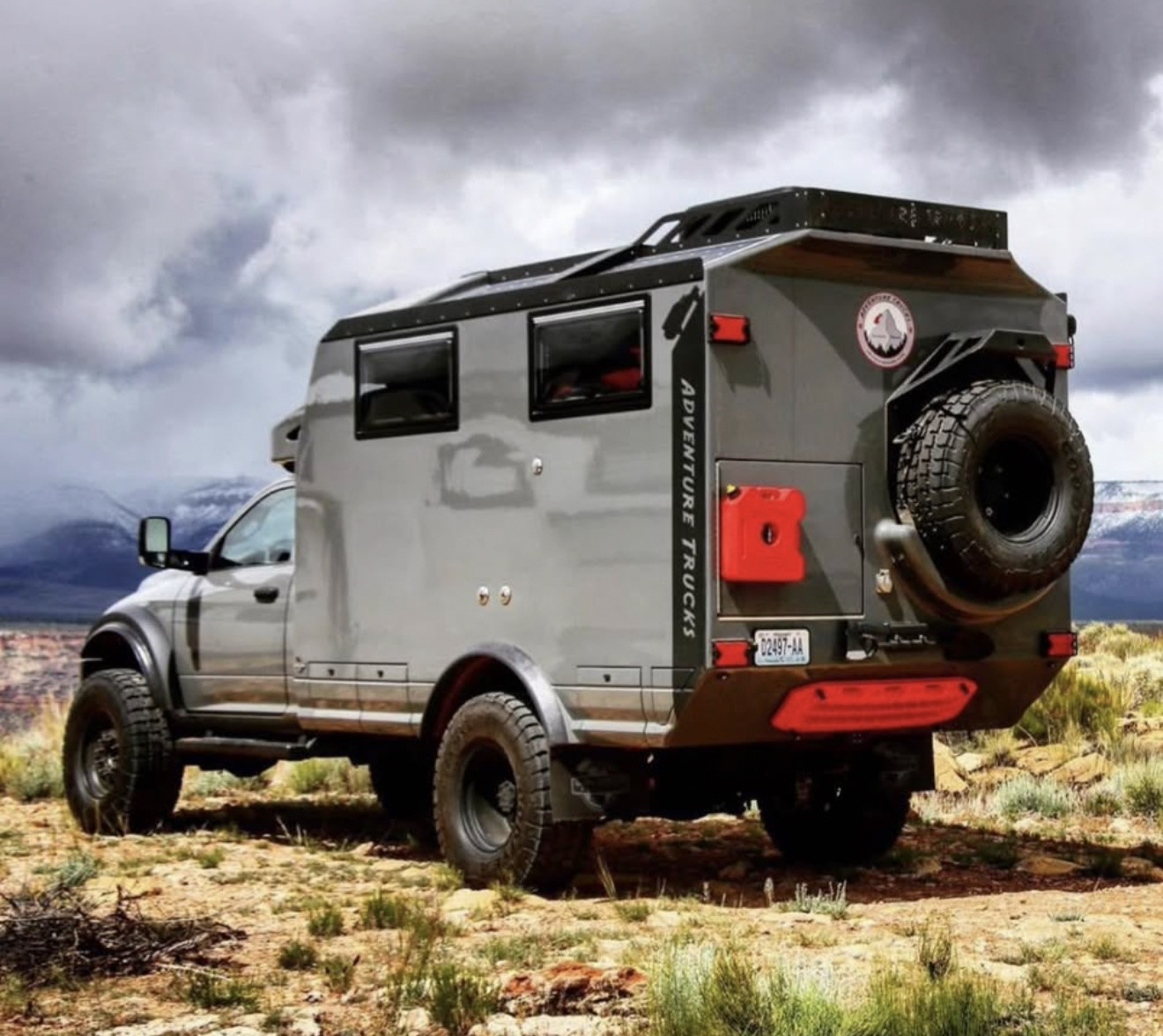 2018 Dodge Ram 5500 Expedition Vehicle - 3