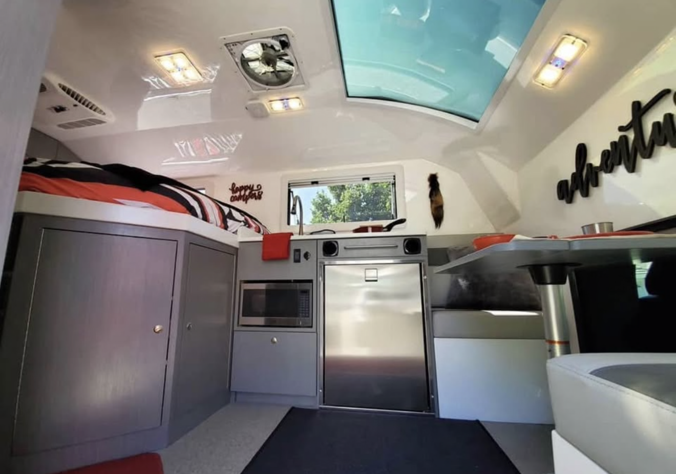 2018 Dodge Ram 5500 Expedition Vehicle