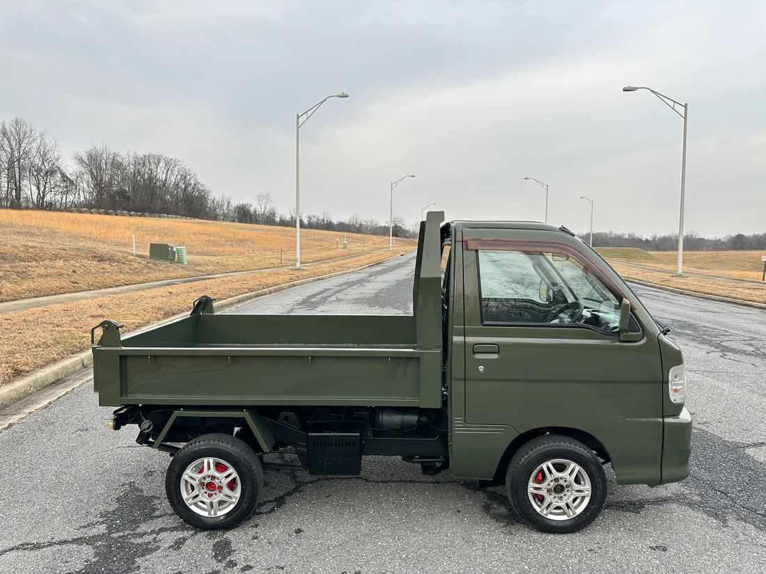 2000 Daihatsu Hijet Dump