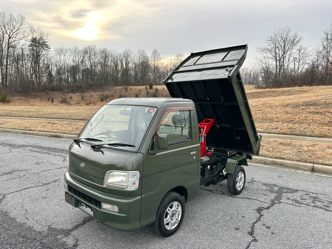 2000 Daihatsu Hijet Dump