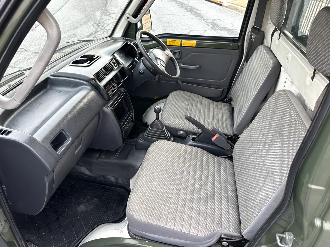 2000 Daihatsu Hijet Dump
