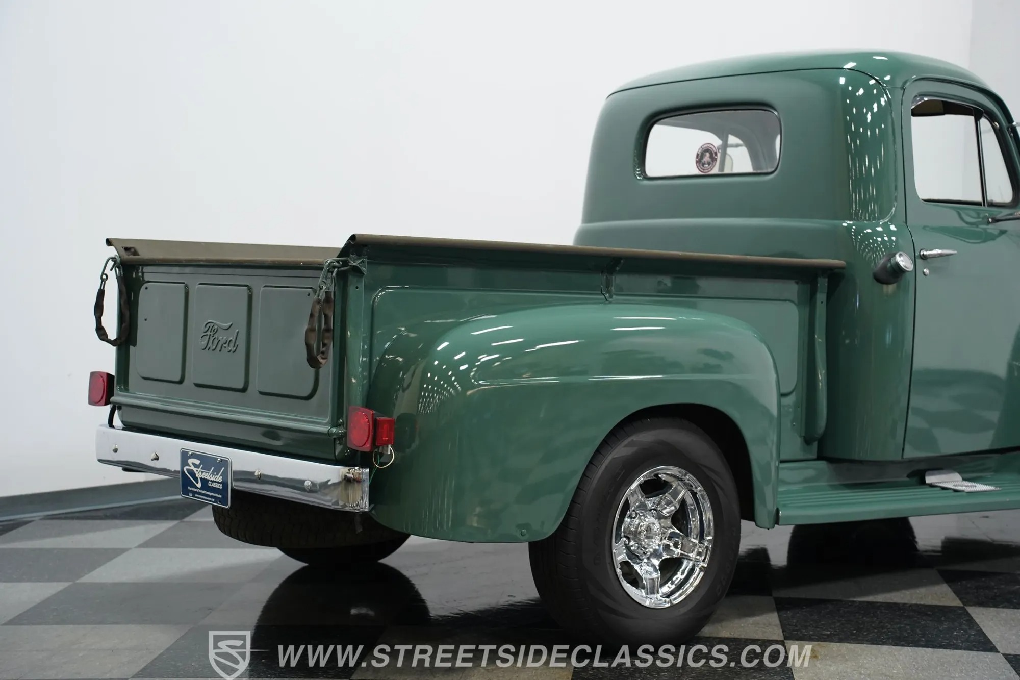 1949 Ford F-1