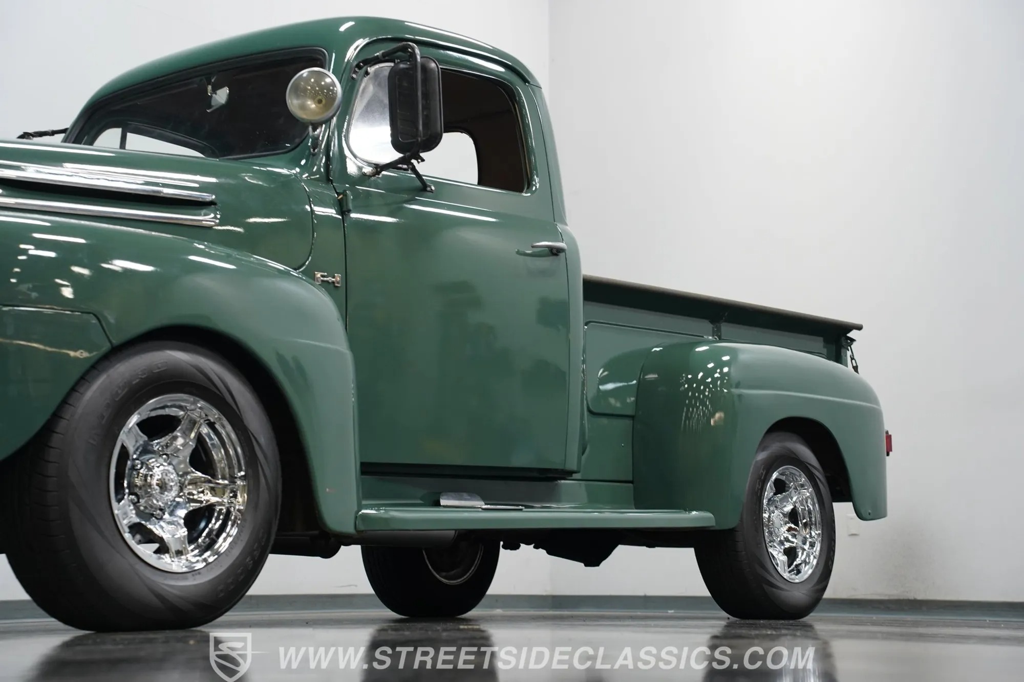 1949 Ford F-1