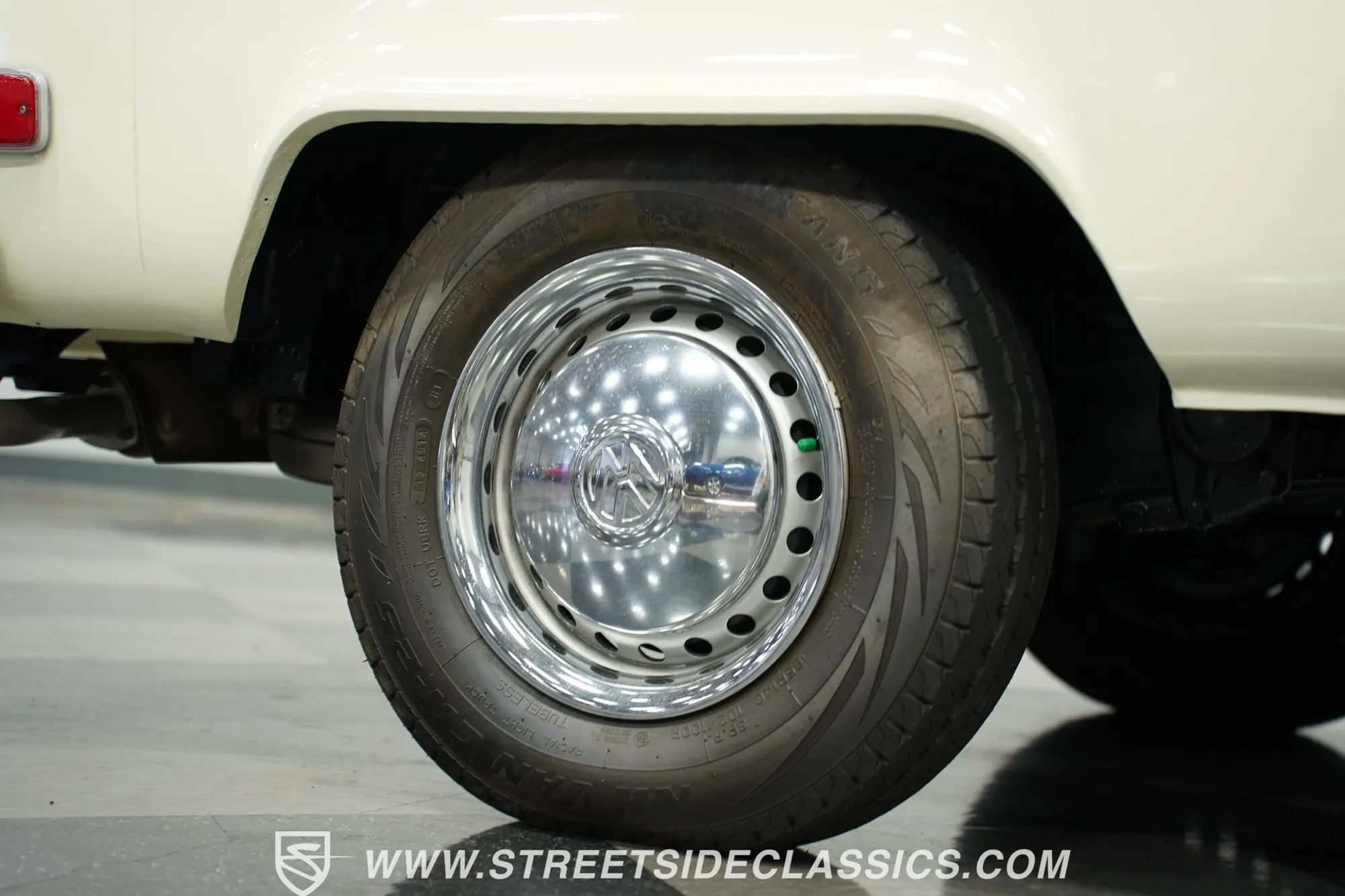 1973 Volkswagen Westfalia Camper Bus