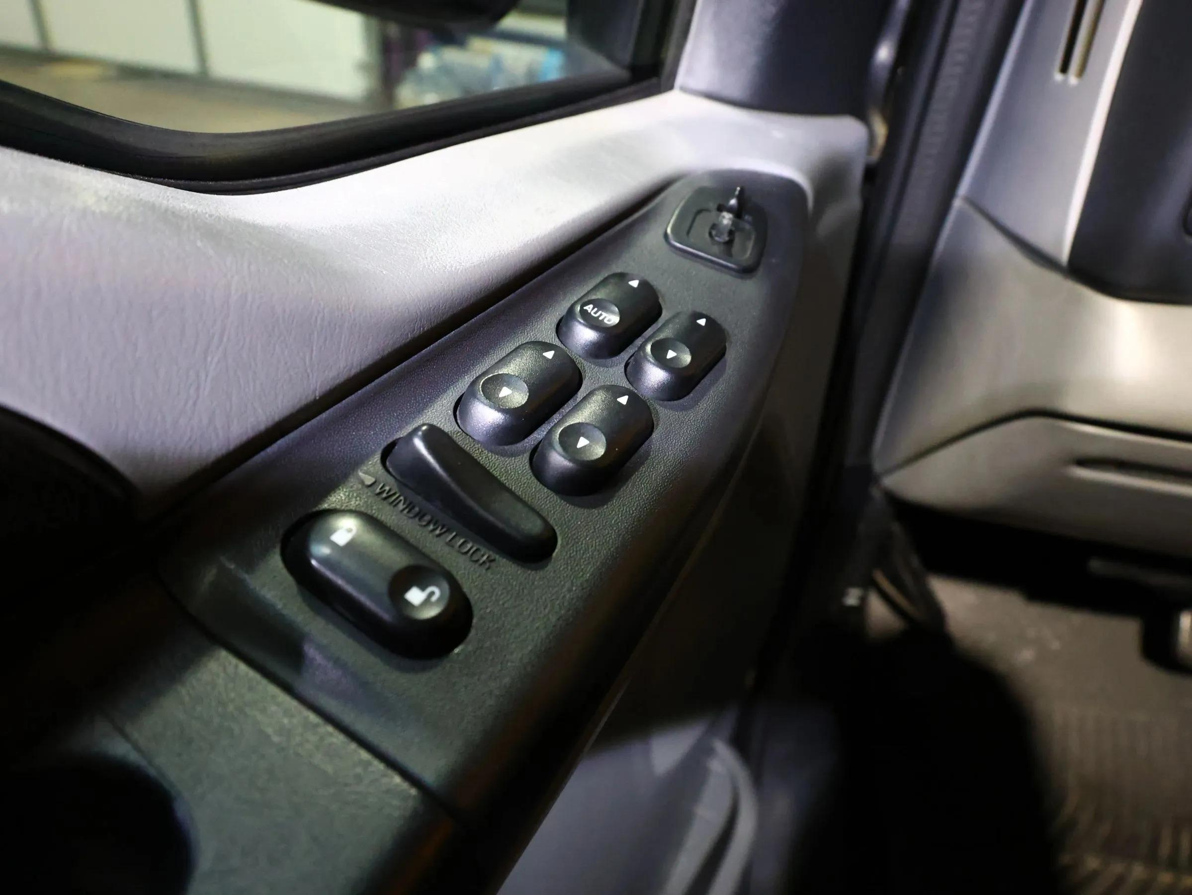 2003 Ford F-350 XLT Dually