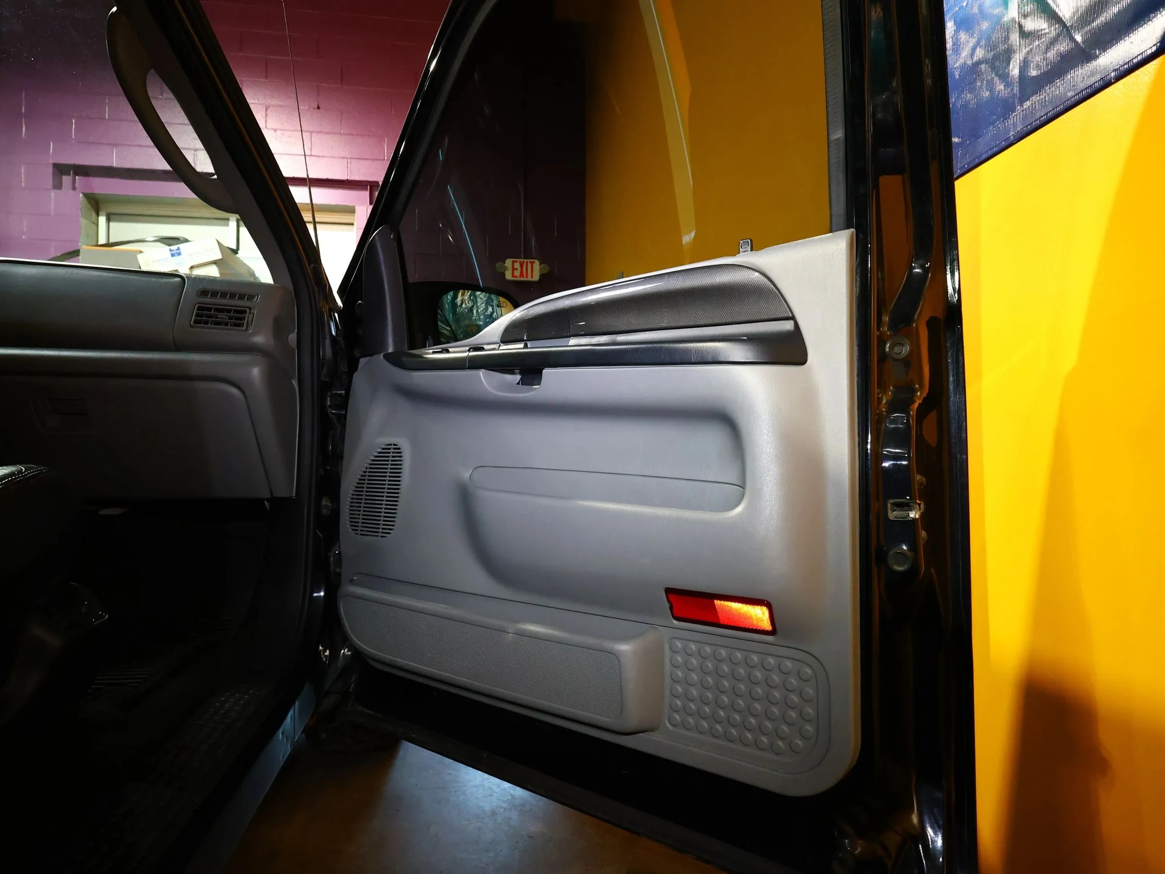 2003 Ford F-350 XLT Dually