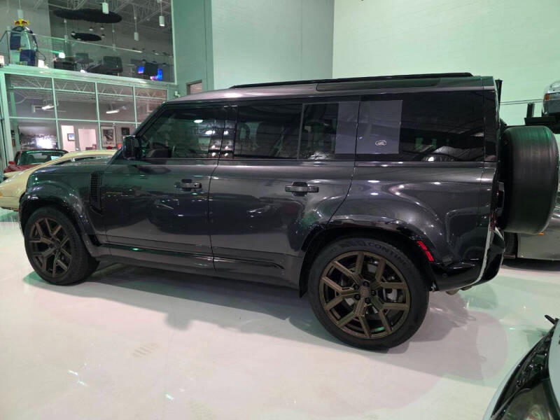 2022 Land Rover Defender 110 X-Dynamic HSE